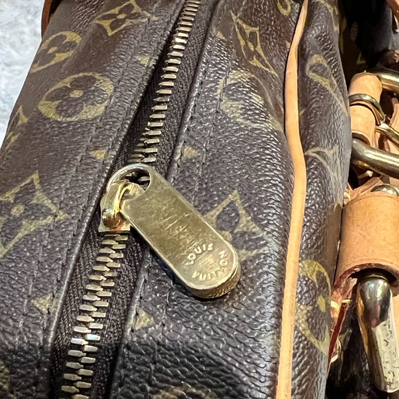 Authentic Louis Vuitton Monogram Manhattan PM Bag - Picture 16 of 16